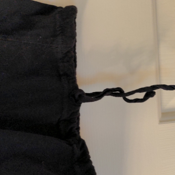 ❤️ Moda International Black Tee Sm - Picture 2 of 7